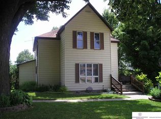 121 W Center Ave, Prague, NE 68050