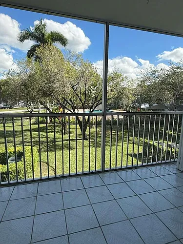 1401 SW 128th Ter #205H Photo 1