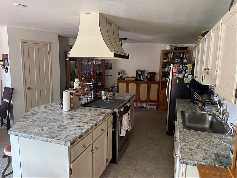 8100 W Quincy Ave #G — Photo 4