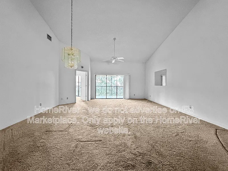 Montego Cove Condo — Photo 4