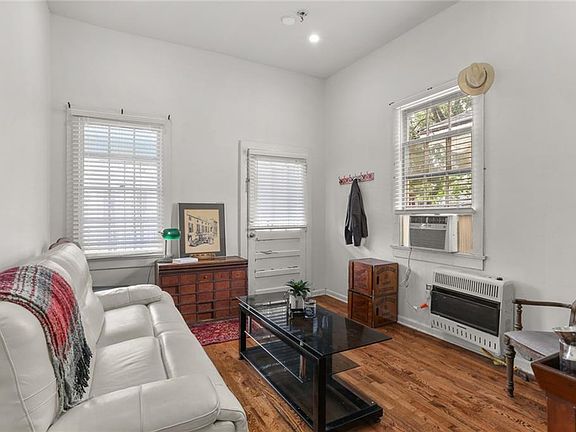 3rd image of 705-07 Milan St