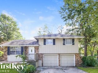 1913 Karlton Way, Excelsior Springs, MO 64024