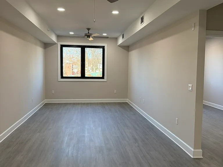 434 Centre St #211 — Photo 2