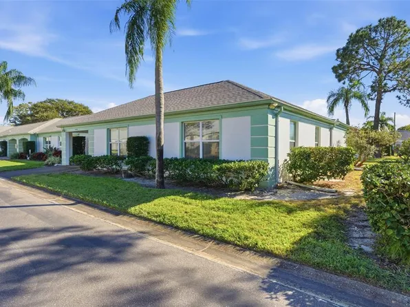 8408 Annwood Rd, Seminole, FL 33777