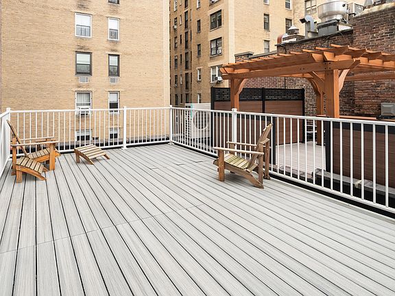 3rd image of 310 W 82nd St APT 1