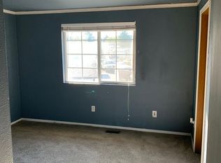 114 Alder Ln S, Pacific, WA 98047