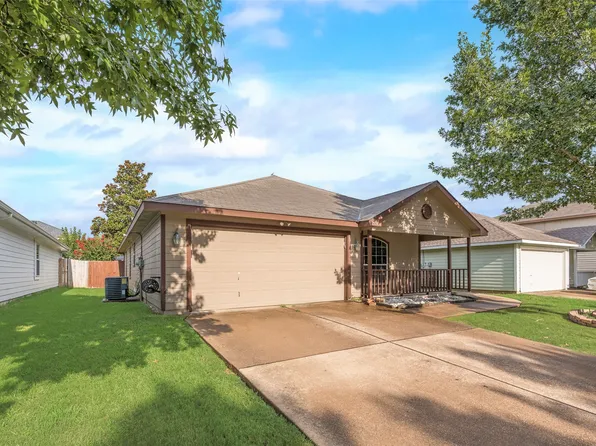 1574 Wildflower Dr, Waxahachie, TX 75165