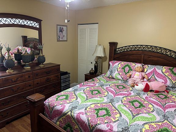 3rd image of 518 Shady Pine Way #A-2