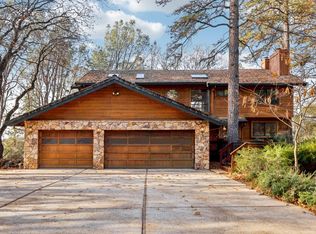 17313 Grace Ct, Grass Valley, CA 95949