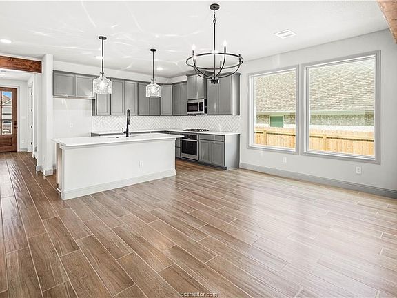 2nd image of 3701 Colorado Ct