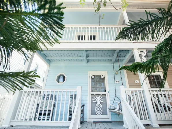 90 Golf Club Dr, Key West, FL 33040