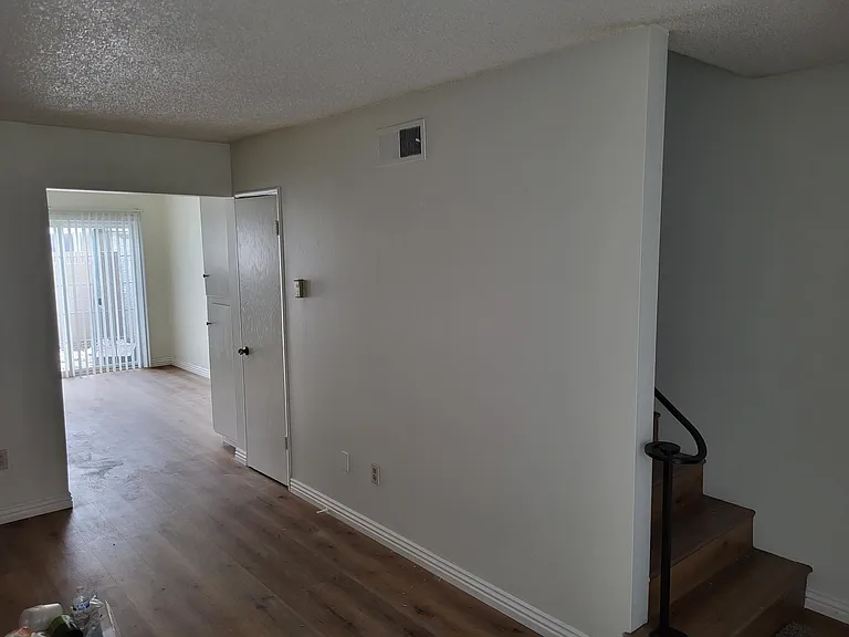 1141 N West St — Photo 3