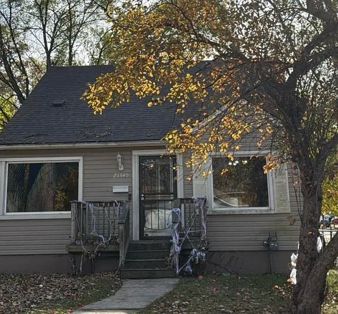 21549 Pembroke Avenue - Suri LLC - 1 — Photo 1