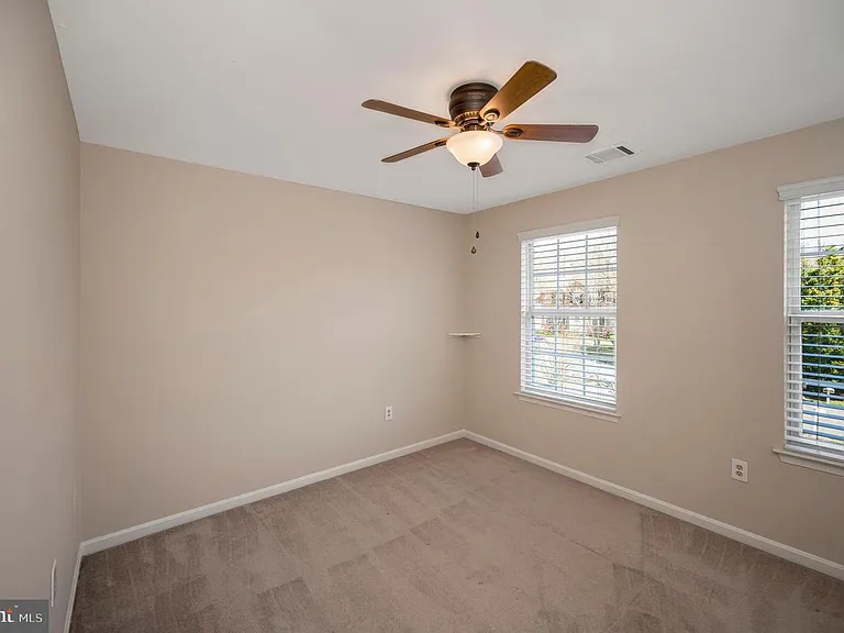 48 Savannah Ct — Photo 44