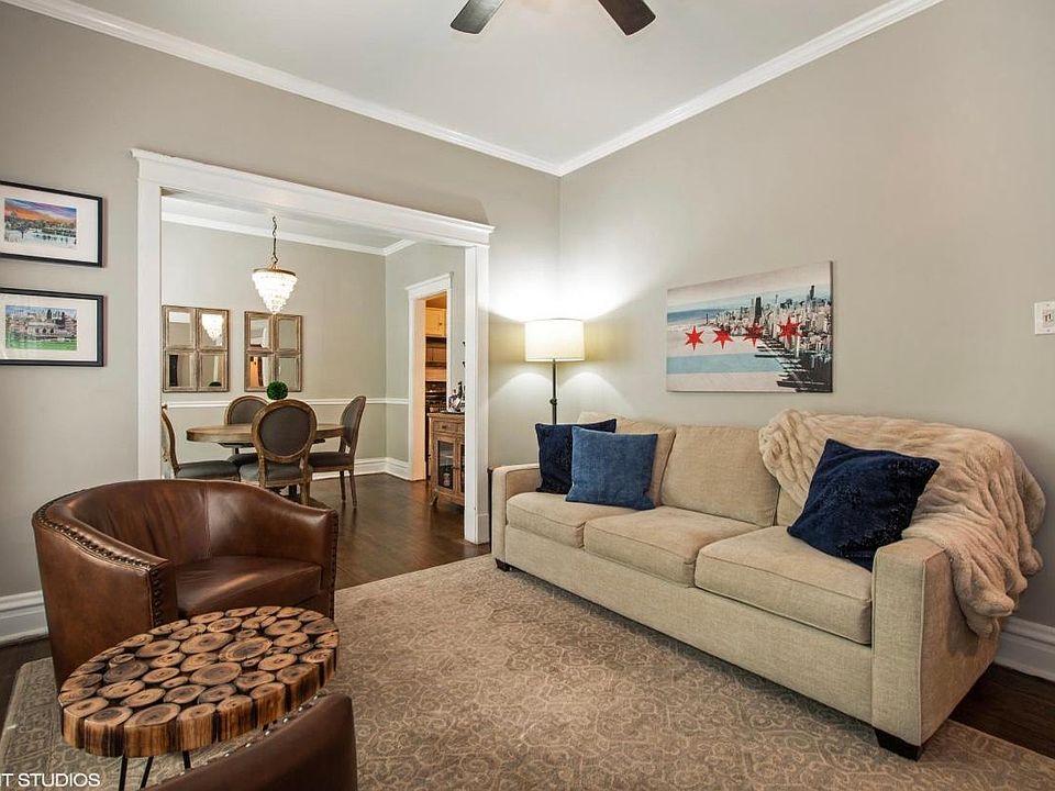1st image of 520 W Wrightwood Ave APT 1