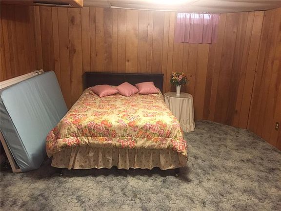 2nd image of 23088 Forest Ln