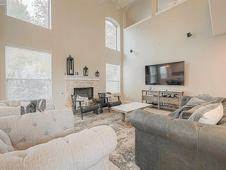 4202 Stone Oak Ct — Photo 5