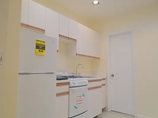 Rented by Prince Real Estate Associates LLC | media 32