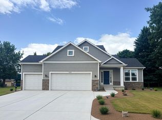 7040 Country View Blvd, Jackson, MI 49201