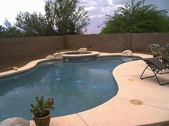 Pool & Spa