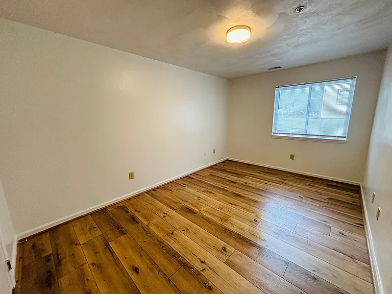 927AB - 410 Houston St. - DM — Photo 13
