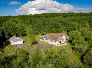 S4W32726 Government Hill Rd, Delafield, WI 53018