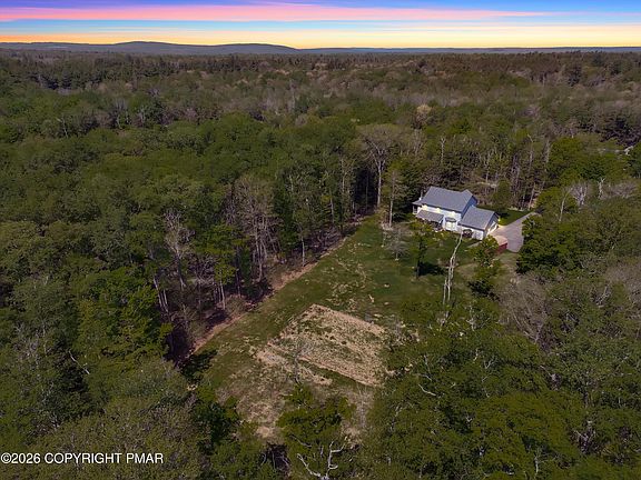 2nd image of 248 Robyn Ln