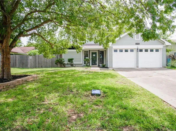 1014 Chinaberry Dr, Bryan, TX 77803