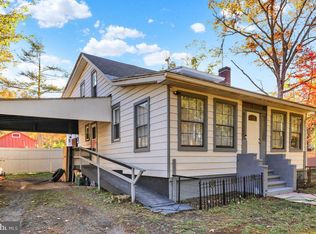 336 Lake Front Dr, Orwigsburg, PA 17961