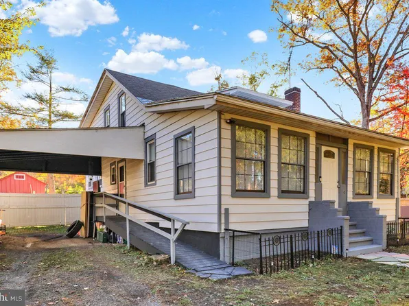 336 Lake Front Dr, Orwigsburg, PA 17961