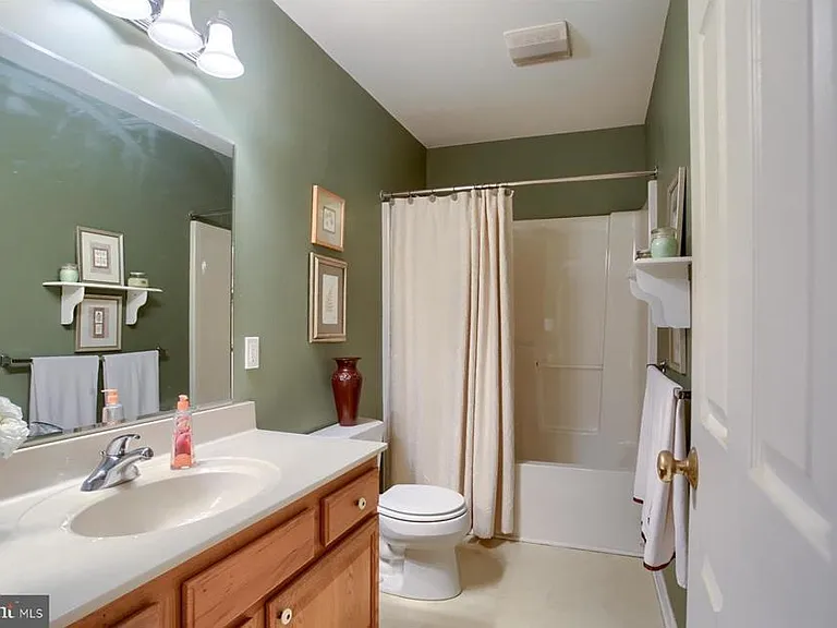 59 Keefer Way — Photo 25