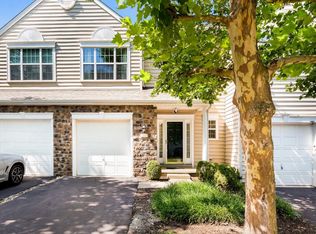 320 Oxford Ln, Chalfont, PA 18914