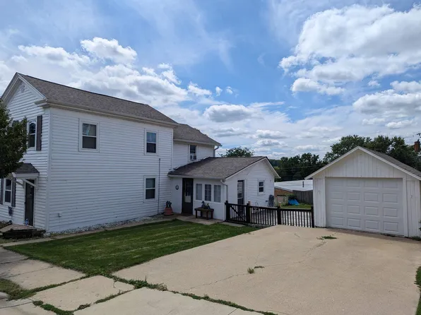 110 Main St, Orangeville, IL 61060