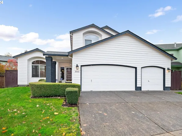 2022 NE Blue Heron Dr, Portland, OR 97211