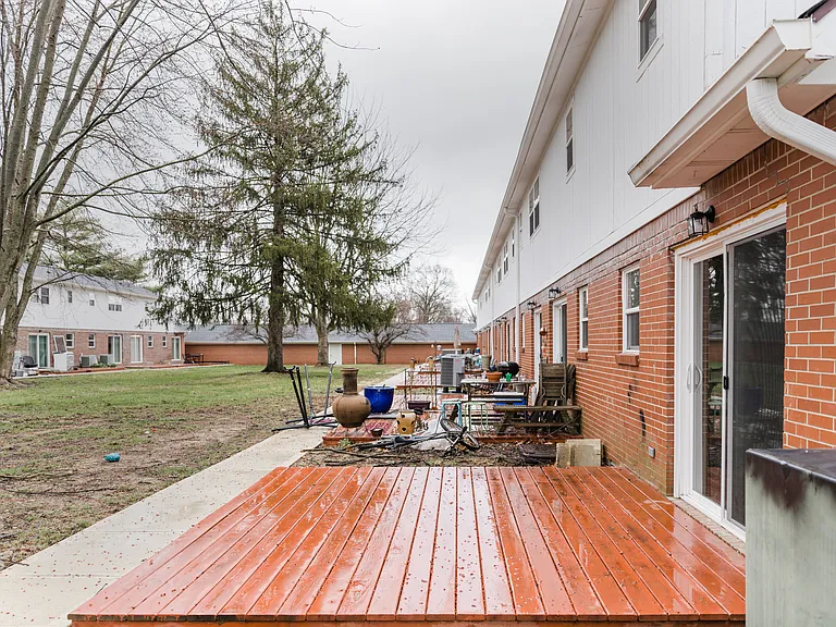 650 Village Place South Dr — Photo 11