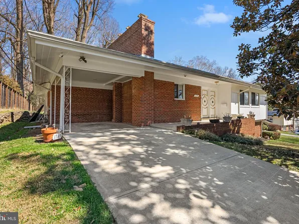 1749 Verbena St NW, Washington, DC 20012