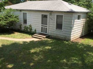 2129 Walnut Dr, Manhattan, KS 66502