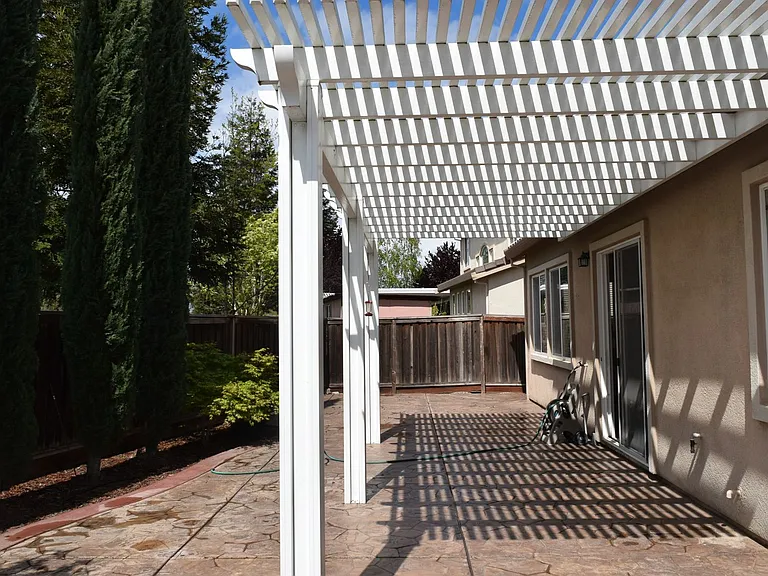 16210 Sheltered Cv E — Photo 25