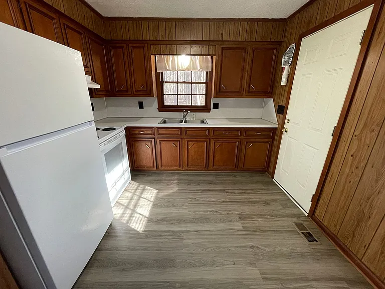 848A Old Graham Rd — Photo 9