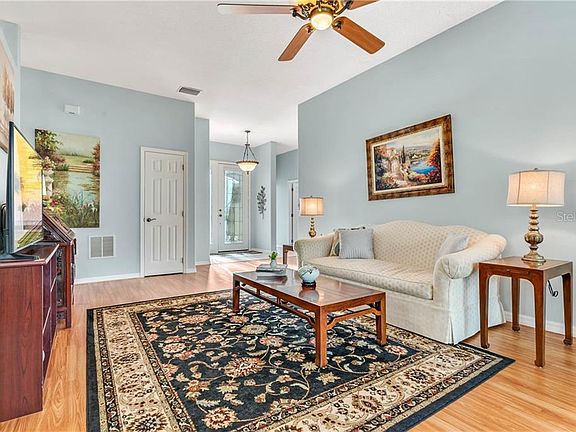 4th image of 901 Summit Greens Blvd