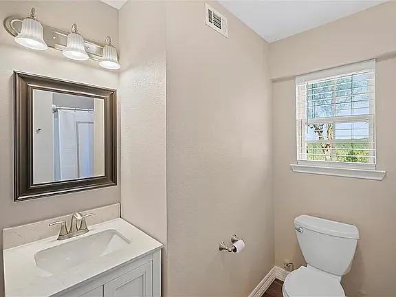 8508 Grandview Dr — Photo 6