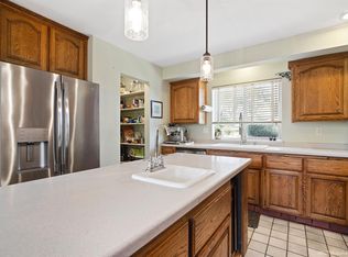 27221 Oakflat Dr, Tehachapi, CA 93561