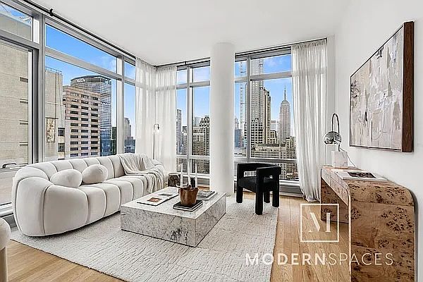 1st image of 18 W 48th St APT 34C