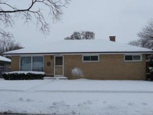 1st image of 411 Dover Dr