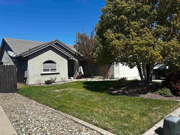 3rd image of 22370 Edgewater Dr