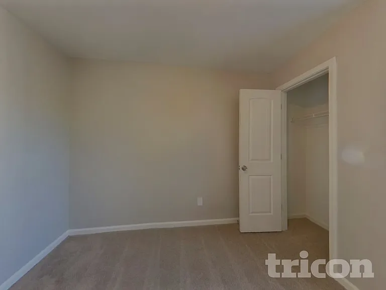 926 Dawsons Park Way — Photo 12