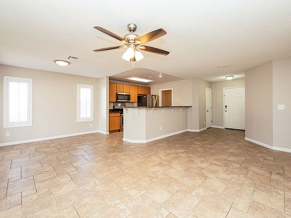 4th image of 5327 Sangara Dr