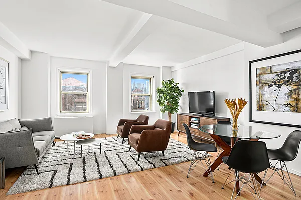 Sold by Compass | media 9