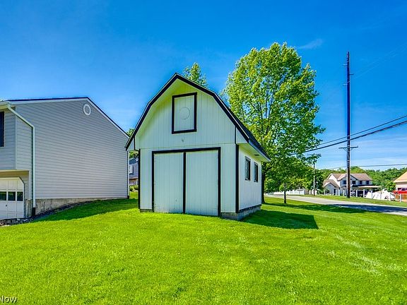 5th image of 8600 Zion Cir NW