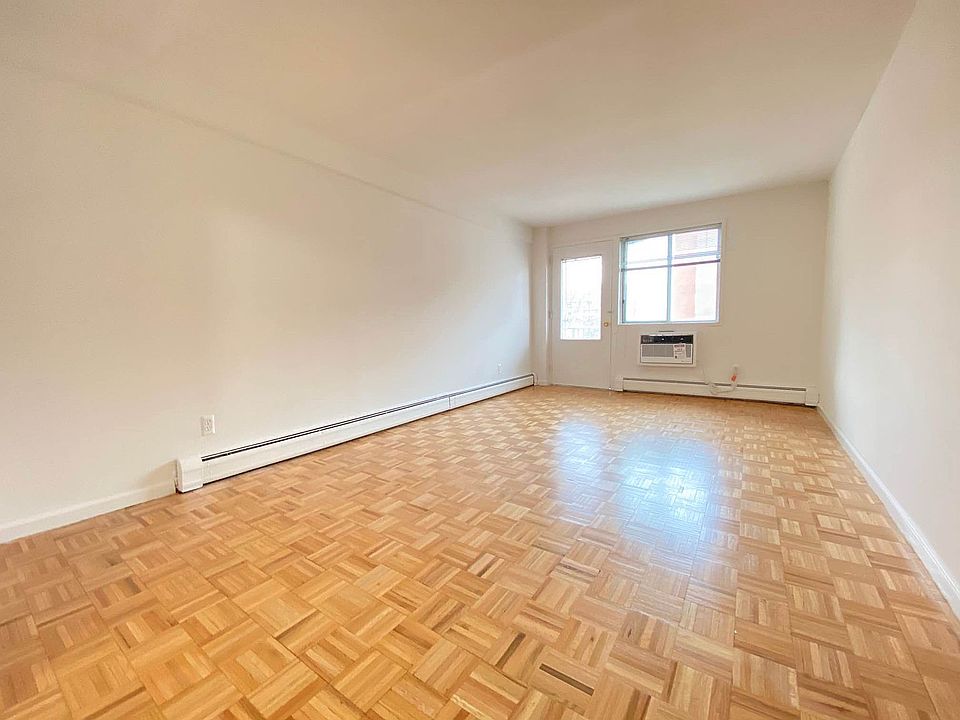 1st image of 60-15 Woodside Ave #4